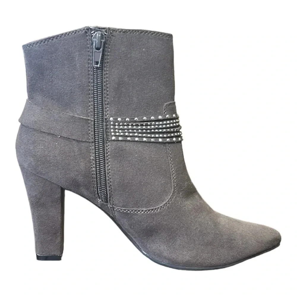Ann Marino Women's Wilma Gray Microsuede Pointed Toe Heeled Ankle Boot Size 7.5 - Picture 4 of 10